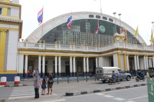 Hua Lampong train station