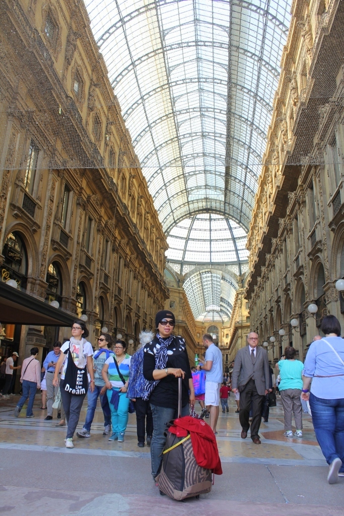 tas yang saya bawa: backpack beroda, tapi gak pernah digendong