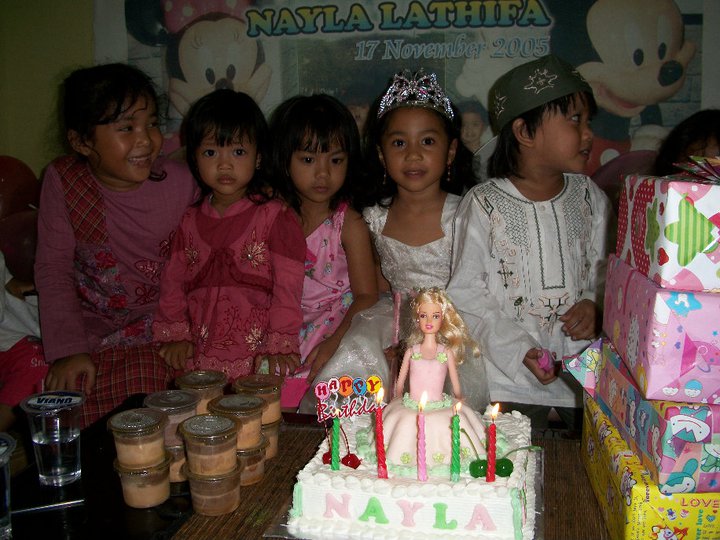 HAPPY BIRTHDAY MY DEAR | Penyukajalanjalan