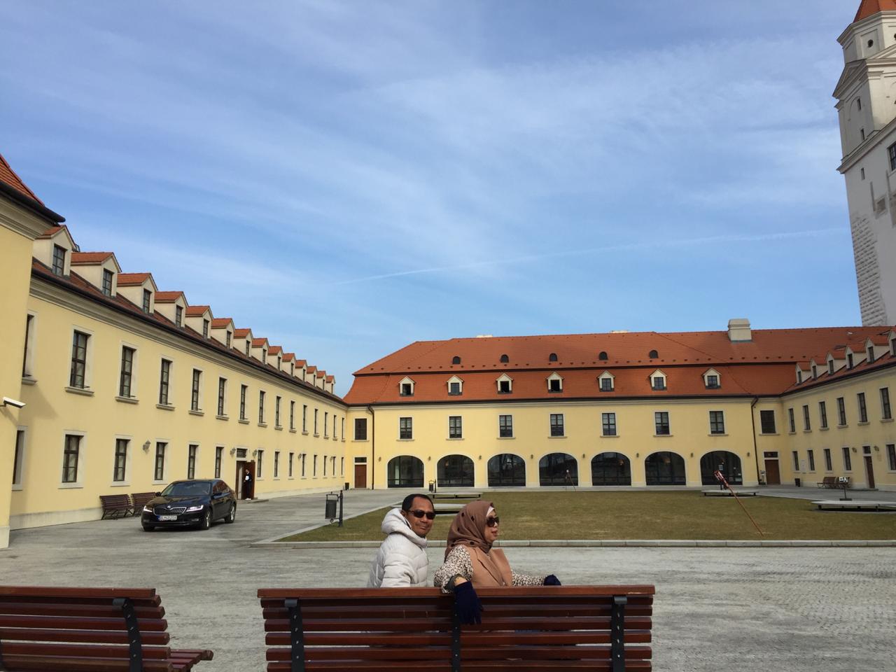 36909603-2ad8-443e-babc-de60bc720c40