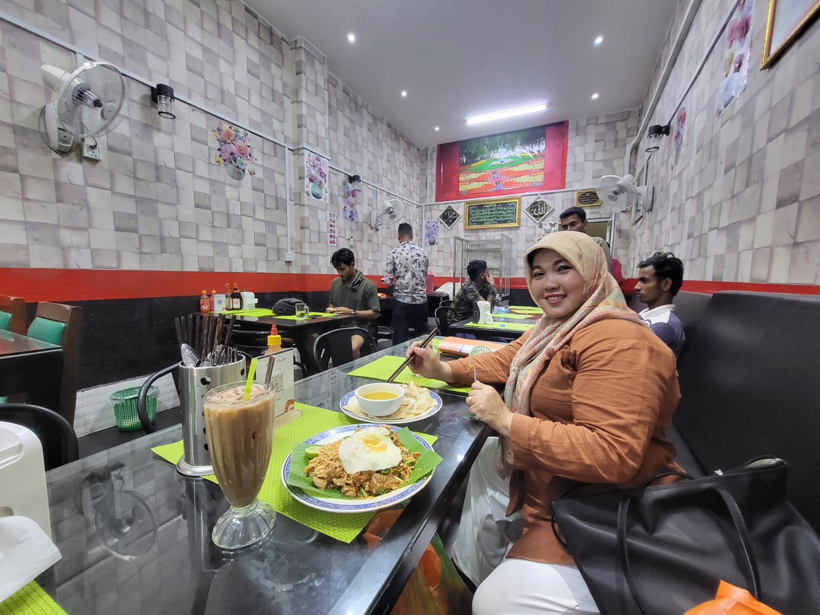 WhatsApp Image 2023-10-13 at 16.35.16